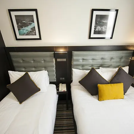 Hotel St George's Victoria