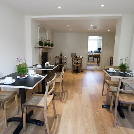 Kennington Bed & Breakfast