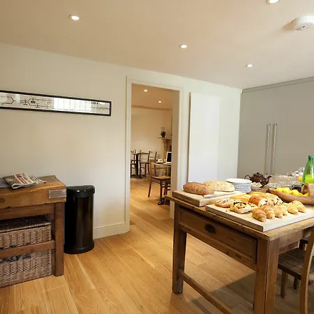 Kennington Bed & Breakfast