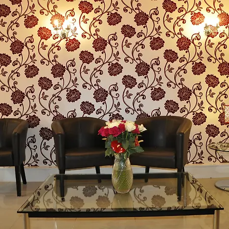 Kensington Court - Earls Court Hotel London