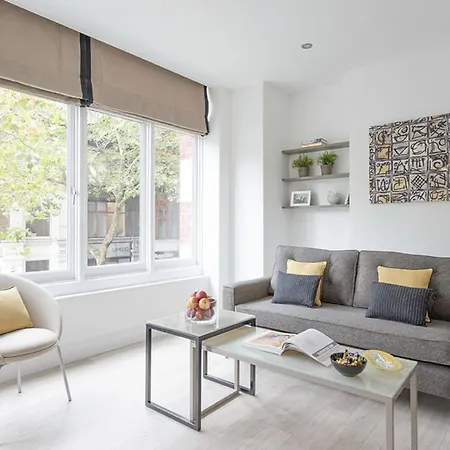 Aparthotel The Rosebery By Supercity 4*