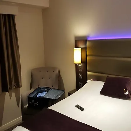 Premier Chiswick
