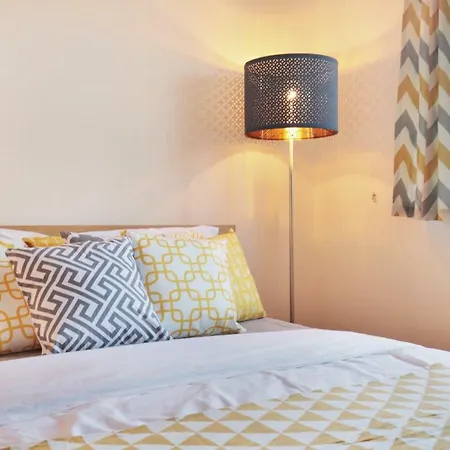 Charming In The Heart Of Chiswick *