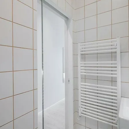Hausd - Clerkenwell Apartment