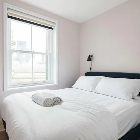 Hausd - Clerkenwell * London