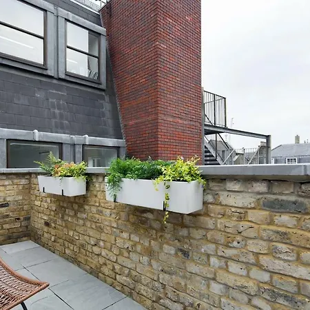 Hausd - Clerkenwell *