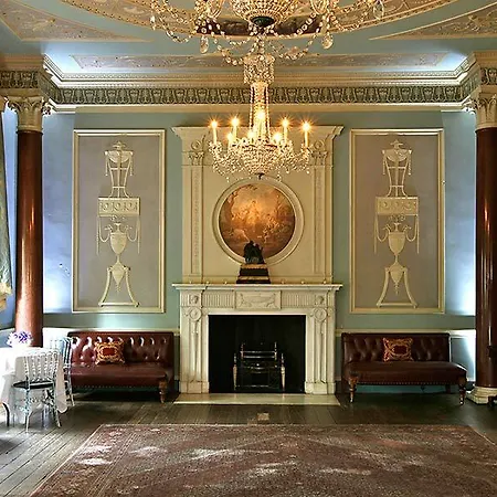 House - Private Member's Club 5*