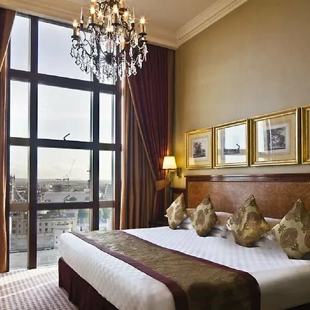 Hotel Leonardo Royal City