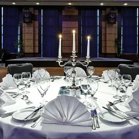Hotel Leonardo Royal City