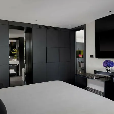 Hotel Park Plaza Waterloo 4*