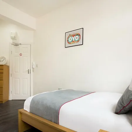 Hotel The Broadway - London Heathrow Southall