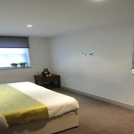 Aparthotel Private Westminster *