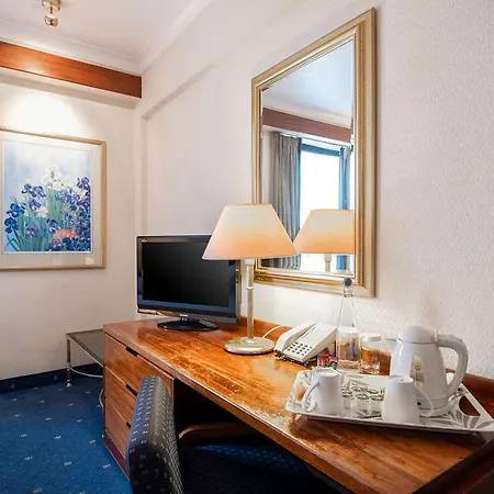 Clarion Park 4*