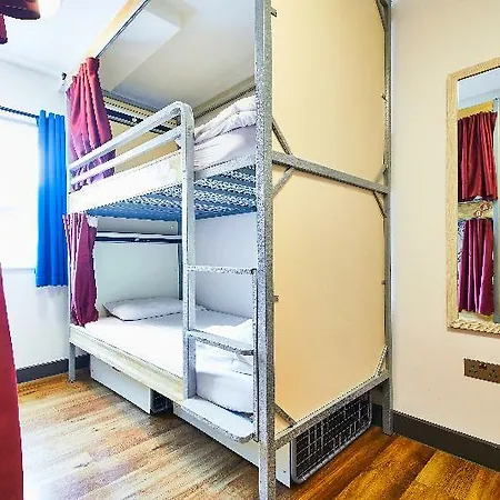 St Christopher's Oasis - Bridge - Female Only Hostel London