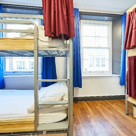 St Christopher's Oasis - Bridge - Female Only London
