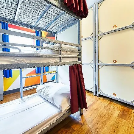 Hostel St Christopher's Oasis - Bridge - Female Only