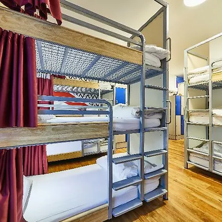 St Christopher's Oasis - Bridge - Female Only London