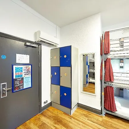 St Christopher's Oasis - Bridge - Female Only * London