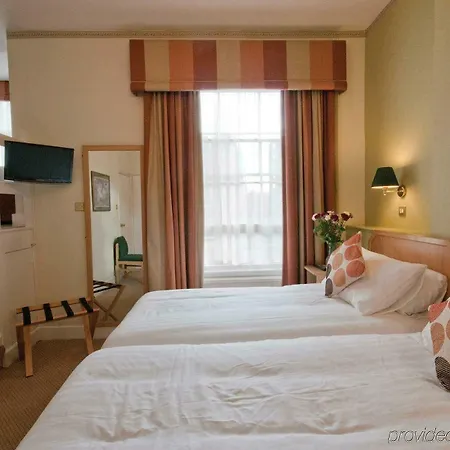 Phoenix 4* Лондон