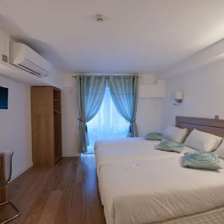 Ambassadors Hotel Londra