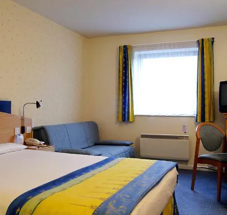 Hotel Express City, An Ihg London