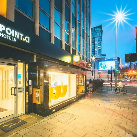 Point A Westminster Otel 3*