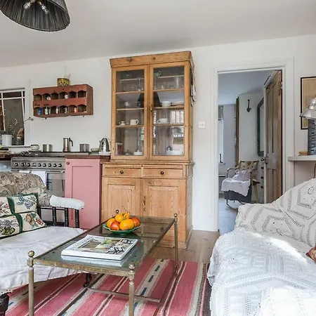 דירה Hampstead Haven 1br Flat לונדון