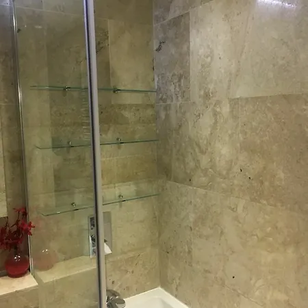 Islington Serviced 3*