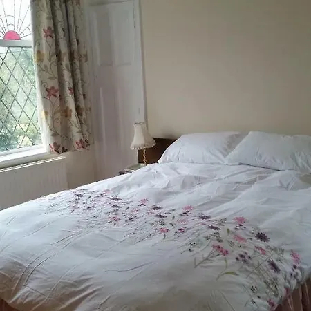 Bed & Breakfast Oaklands *