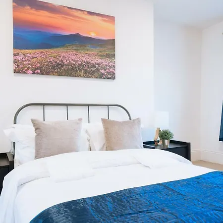 Mayfair 4*