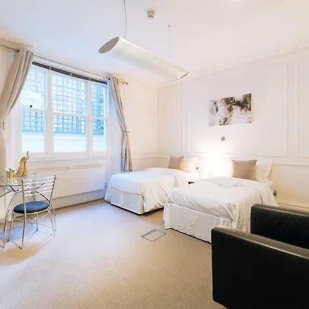 Mayfair Guest house 4*