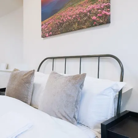 Mayfair 4*