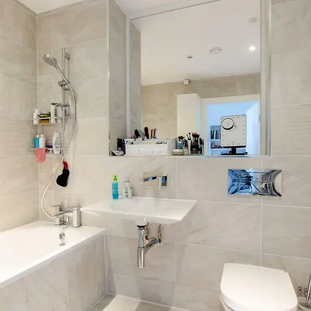 Apartment I Am Serviced *
