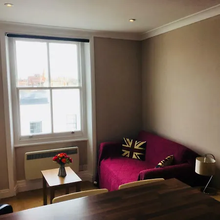 2 Bedroom In Westminster