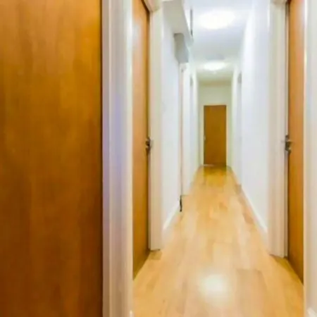 Crlondon Guest house *