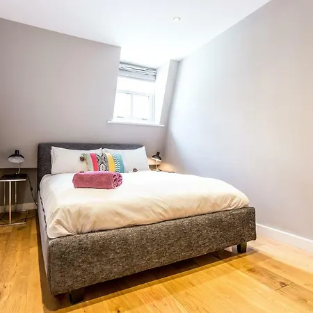 Apartment The Sweet Mews - Large 4bdr
