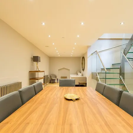 The Sweet Mews - Large 4bdr * London