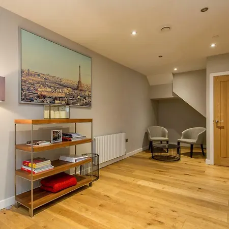 The Sweet Mews - Large 4bdr * London