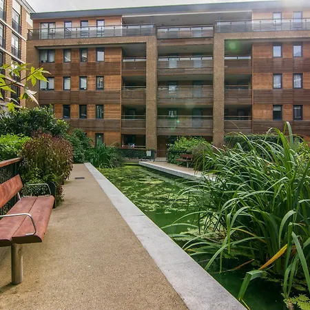 Apartment Wharf - Water Gardens London