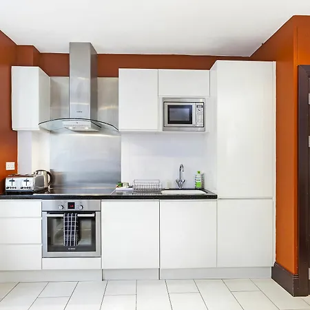 Club Living - Barbican London