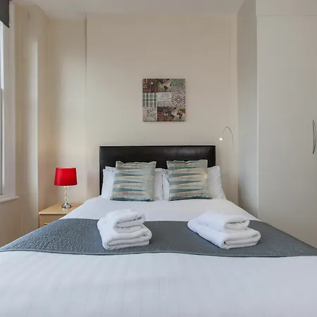 Club Living - Barbican * London