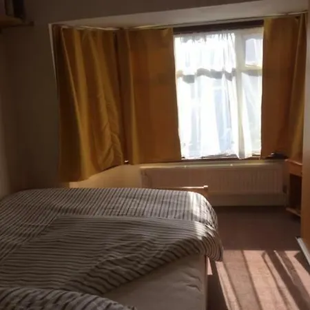 Le Buffle Noir Londres Bed & Breakfast Greenford (Greater London)