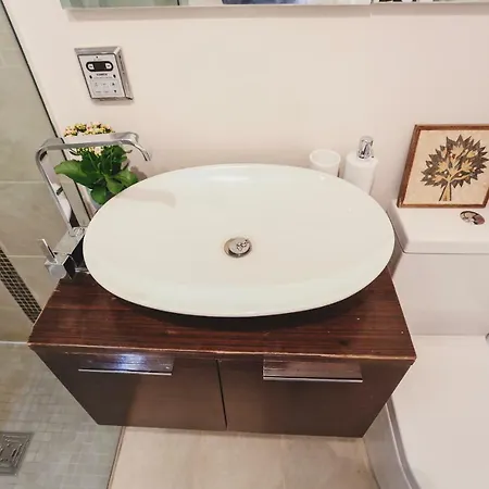 アパート 2bedroom Onslow Gardens South Kensington ロンドン