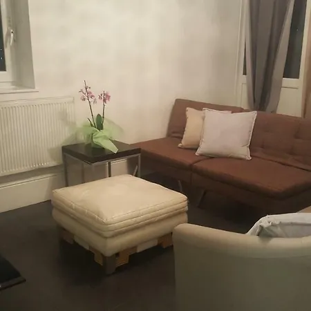 Apartment Dunedin House London