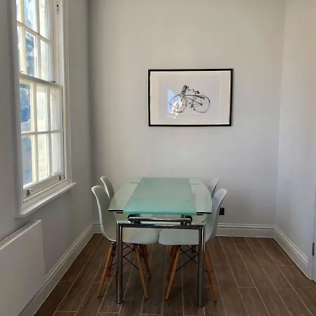 Stylish Maisonette And In Victoria * Λονδίνο