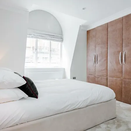 Mayfair Mews Apartment