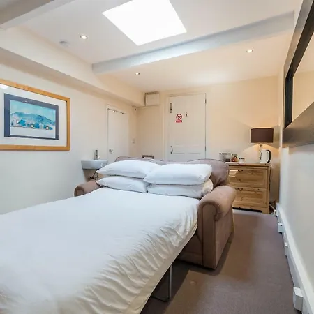 The Stables, To The Rear Of 133 Lordship Lane Apartment London