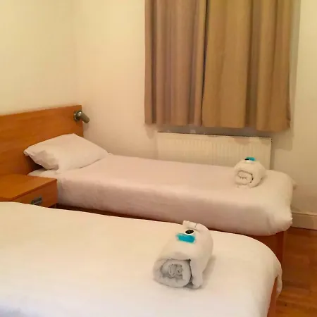 Crlondon Guest house *