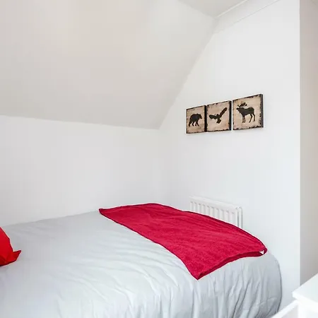 Donatello Tower Bridge Guest house London