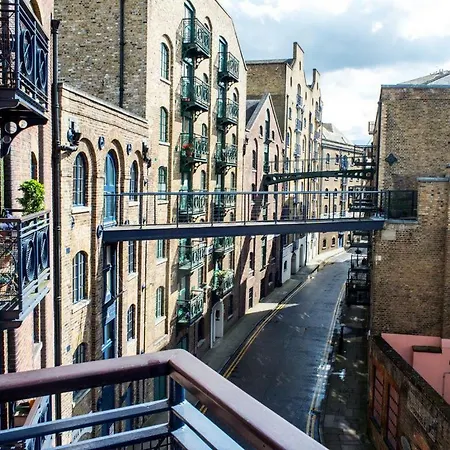 Guest house Donatello Tower Bridge